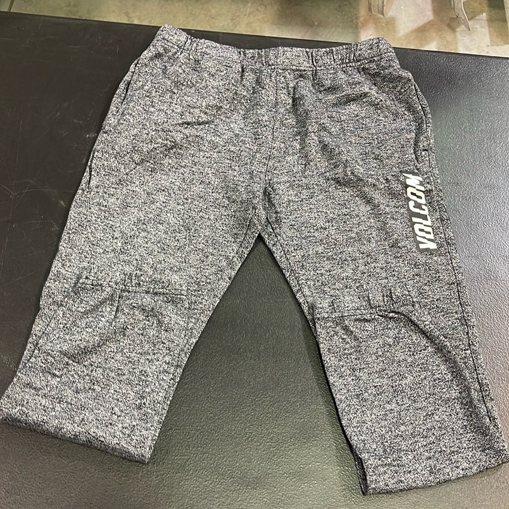 New Youth Volcom sweatpants